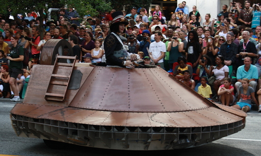 dc2012-steampunk-tank